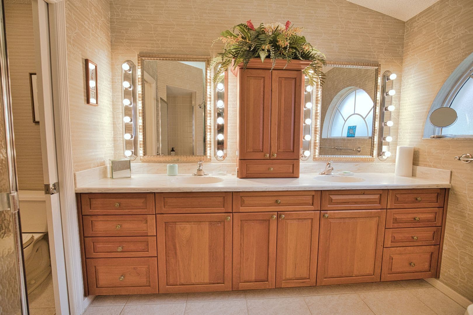 Venice House: 1191 Harbor Town Way