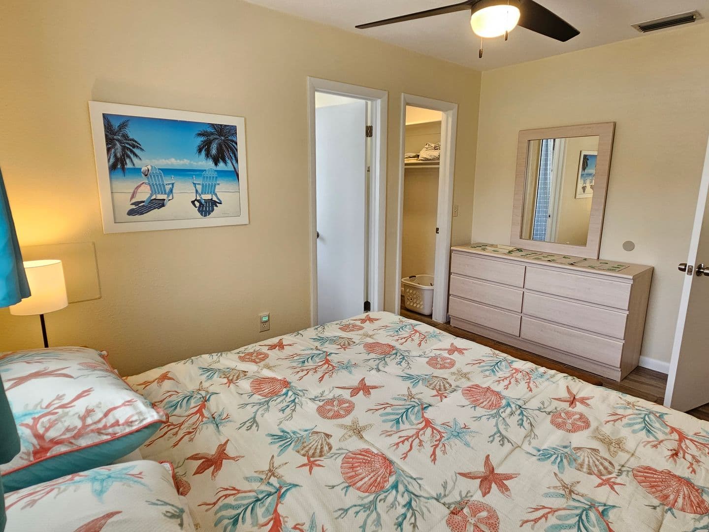 Venice House: 426 Pineview Drive