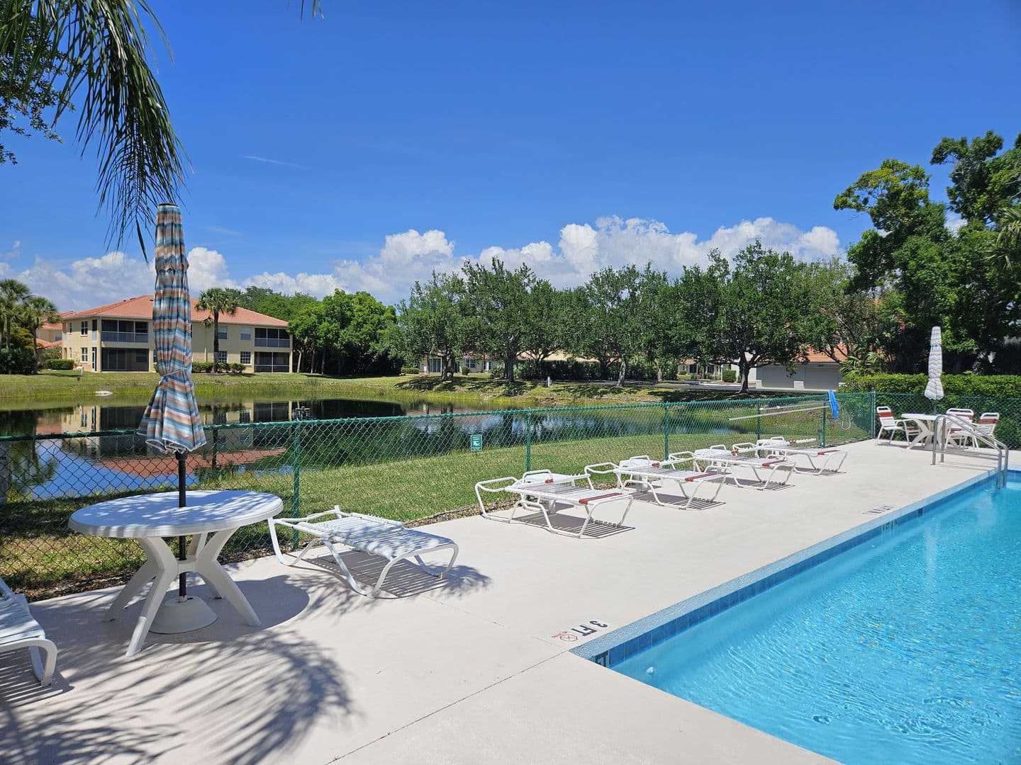 Venice Condo: 904 Casa Del Lago Way #904