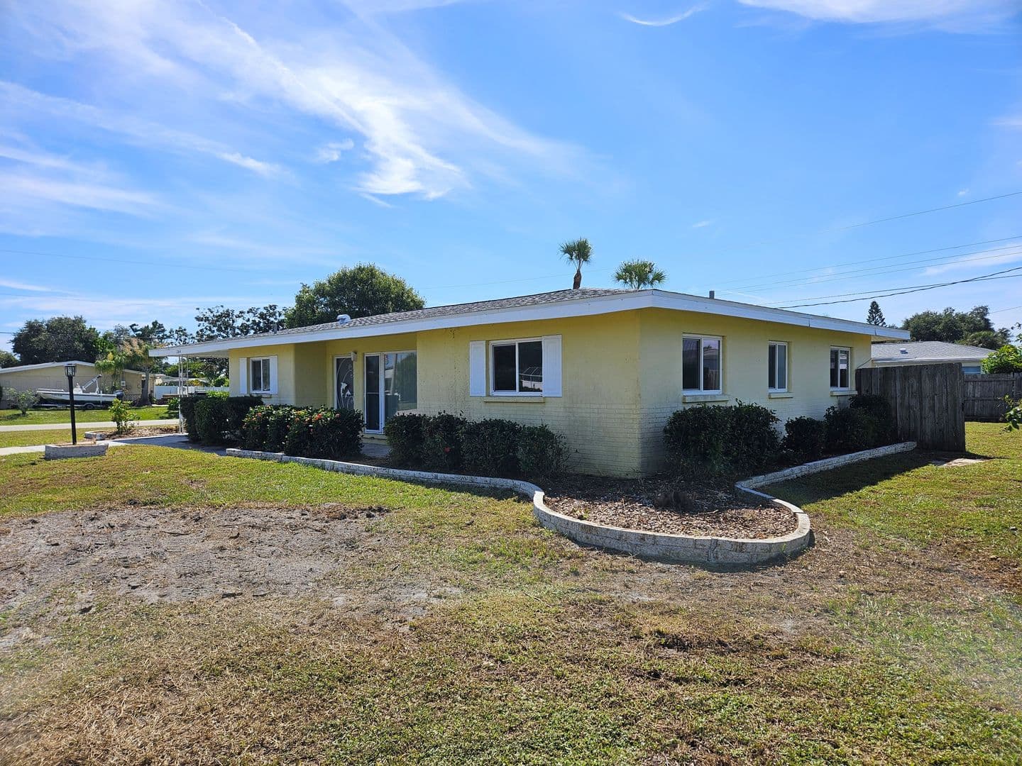 Venice House: 264 Glen Oak Road
