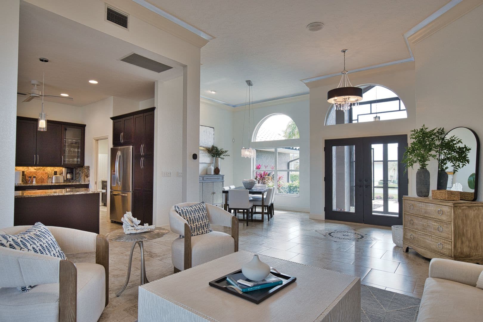 Venice House: 630 Khyber Lane