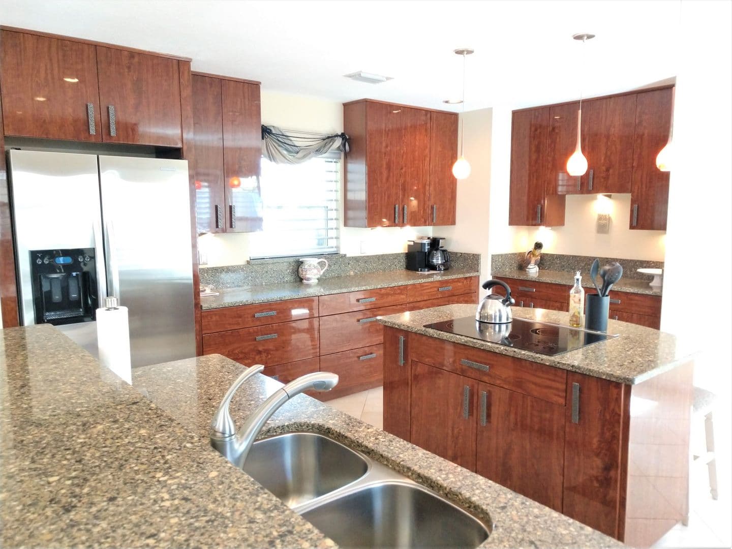 Venice Apartment: 540 Clubside Circle