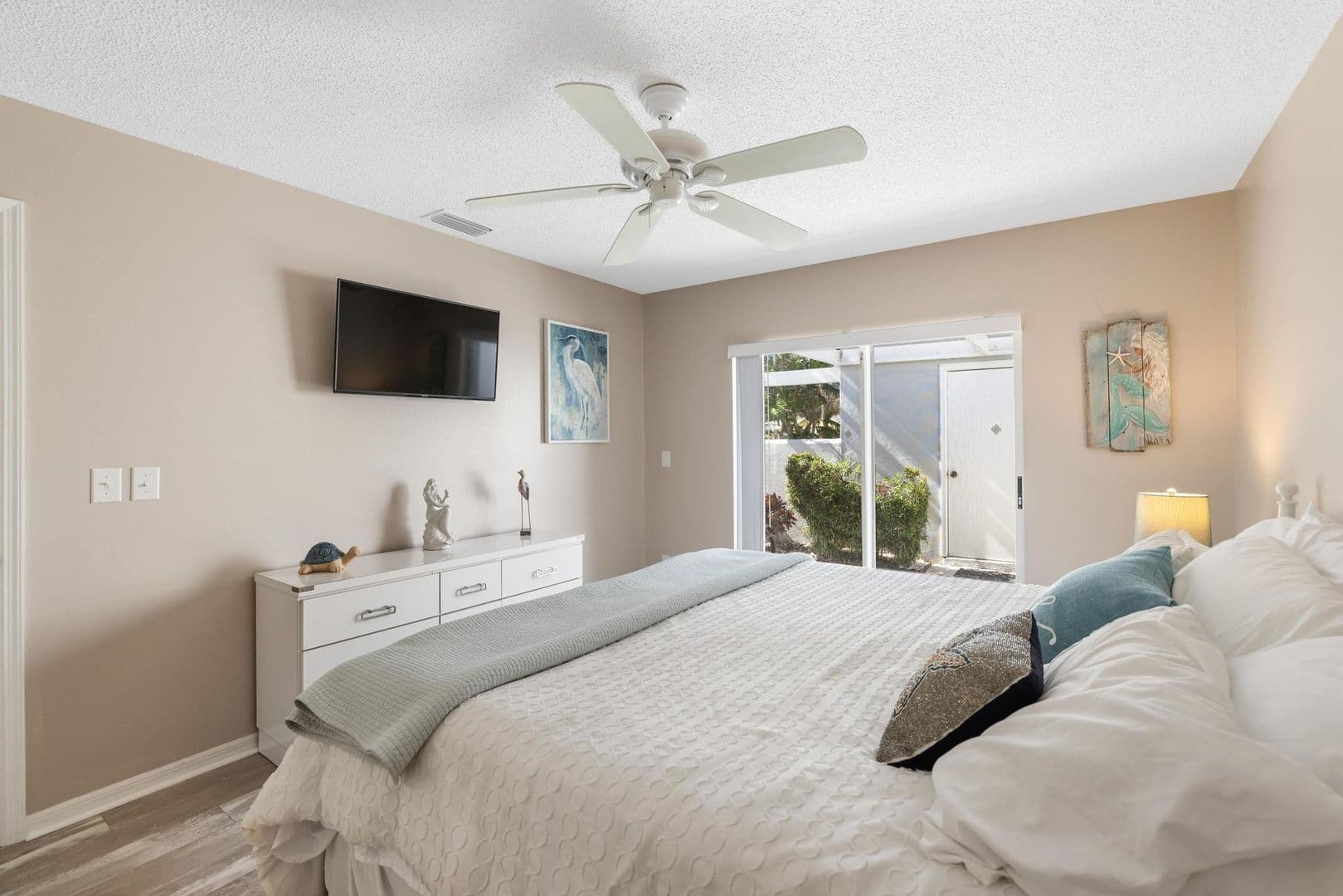 Venice House: 276 Cerromar Way S #60