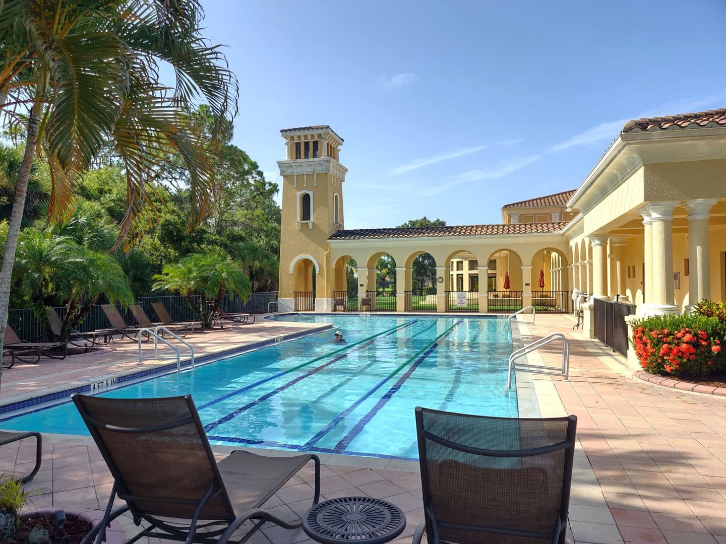 Nokomis House: 101 Medici Terrace