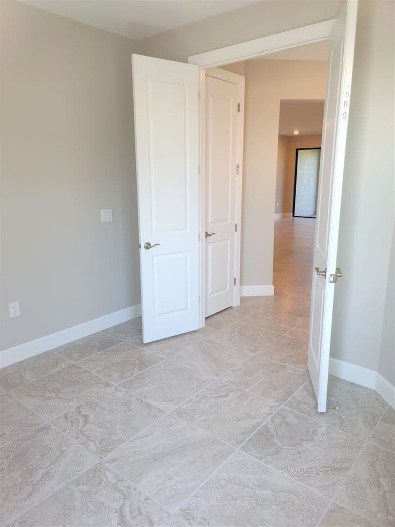 Nokomis House: 14558 Mossy Pine Court
