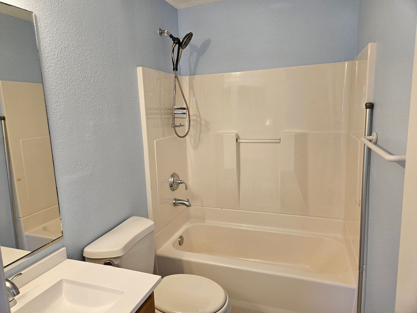 Venice Condo: 370 Base Avenue E #210