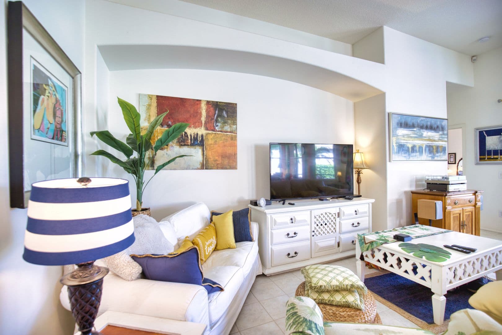 Venice House: 1520 San Ysidro Way