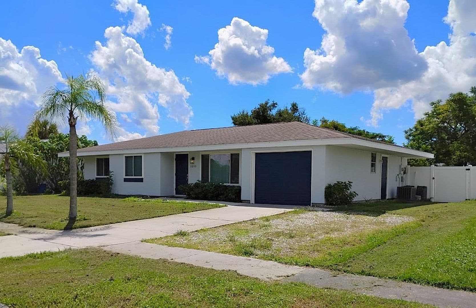 North Port House: 3055 Pan American Blvd