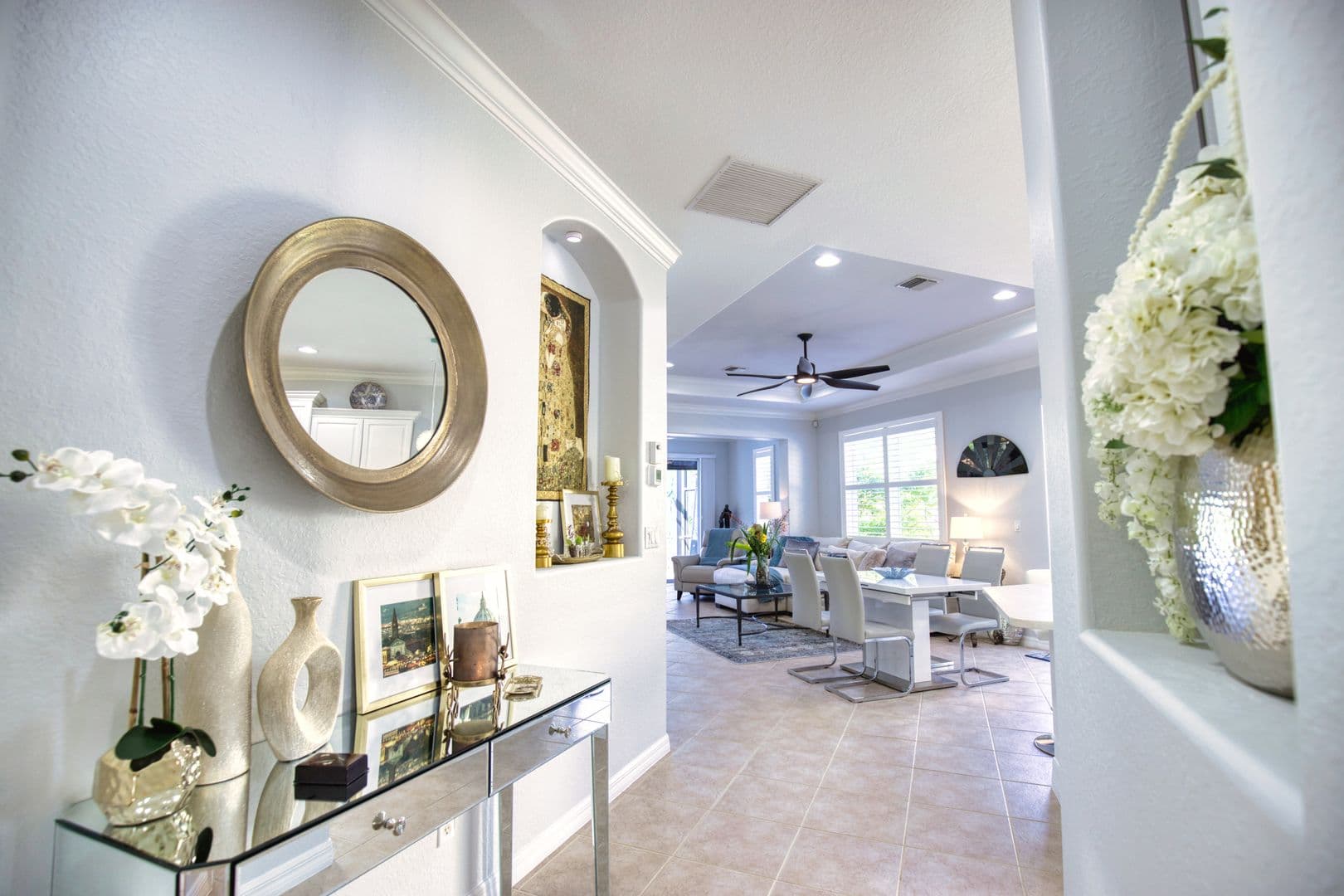 Nokomis House: 209 Mestre Place