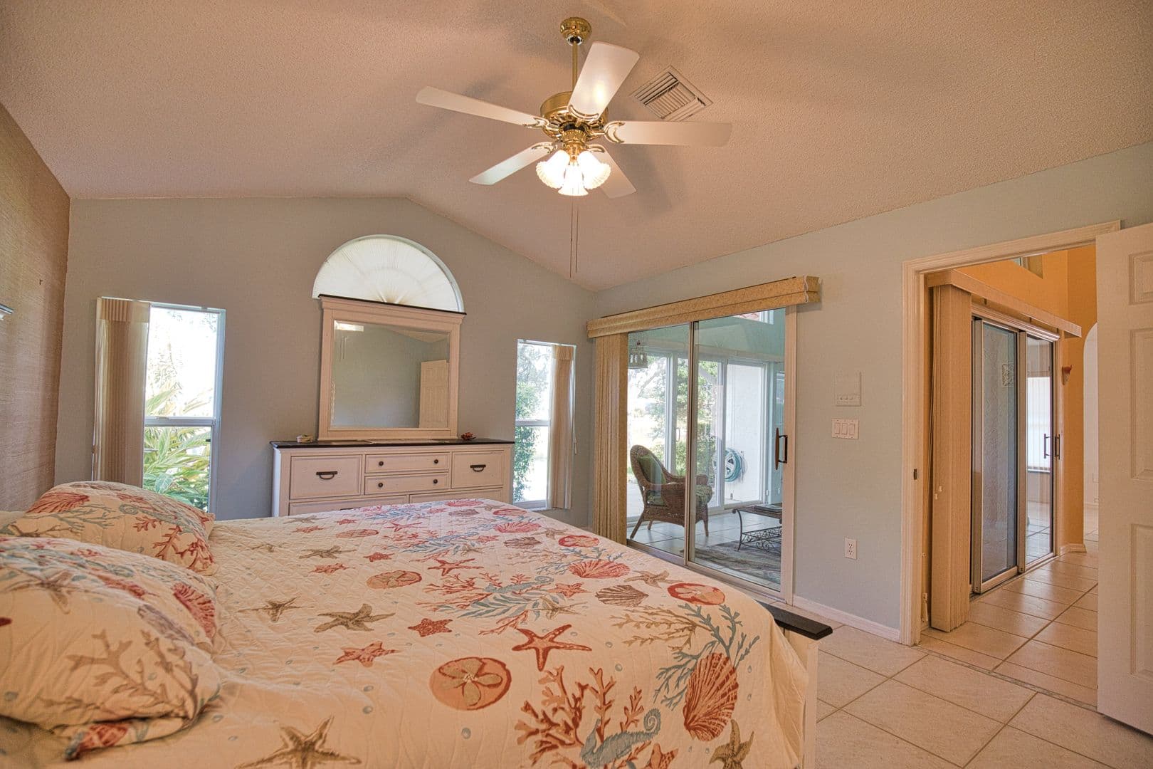 Venice House: 1191 Harbor Town Way