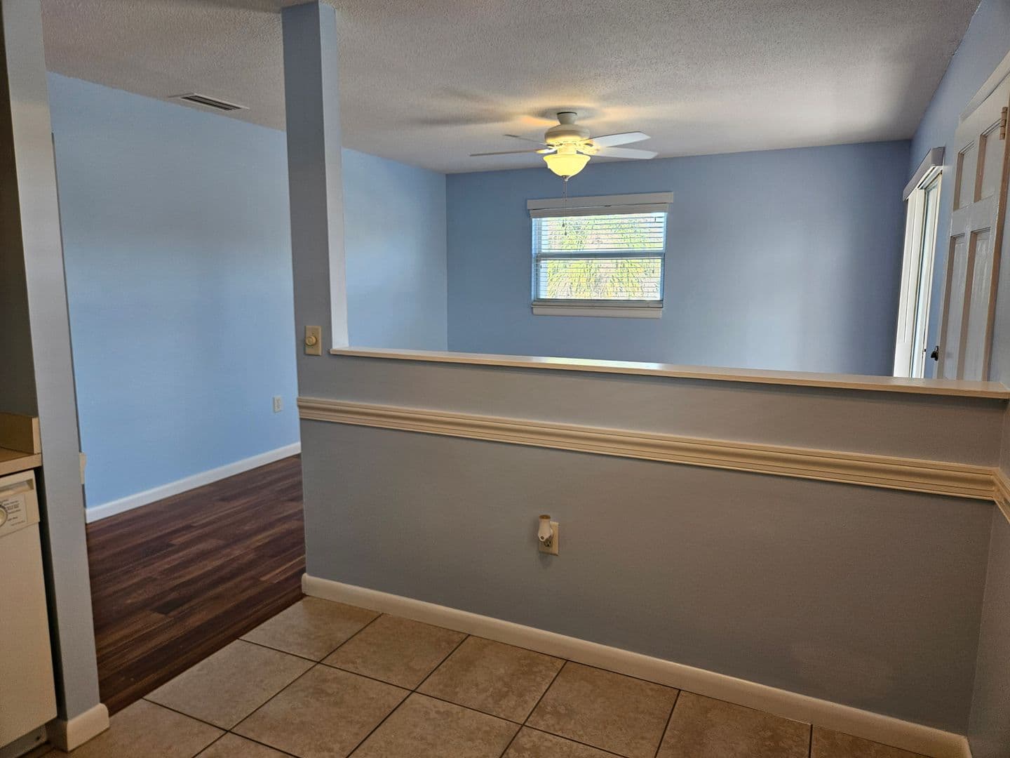 Venice Condo: 370 Base Avenue E #210