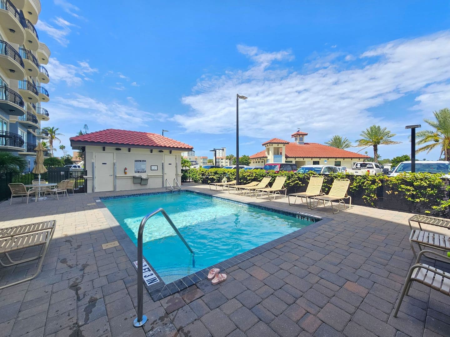 Venice Condo: 503 N Tamiami Trail #301