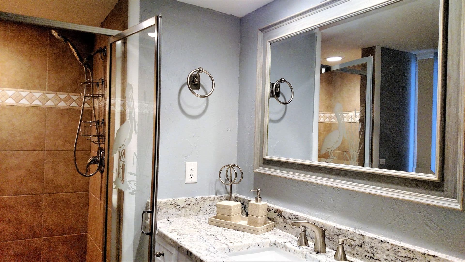 Venice House: 627 Alhambra Road #702