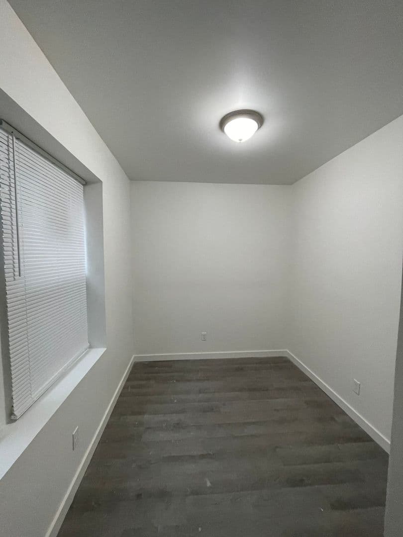 Saint Louis Apartment: 3201 Barrett St