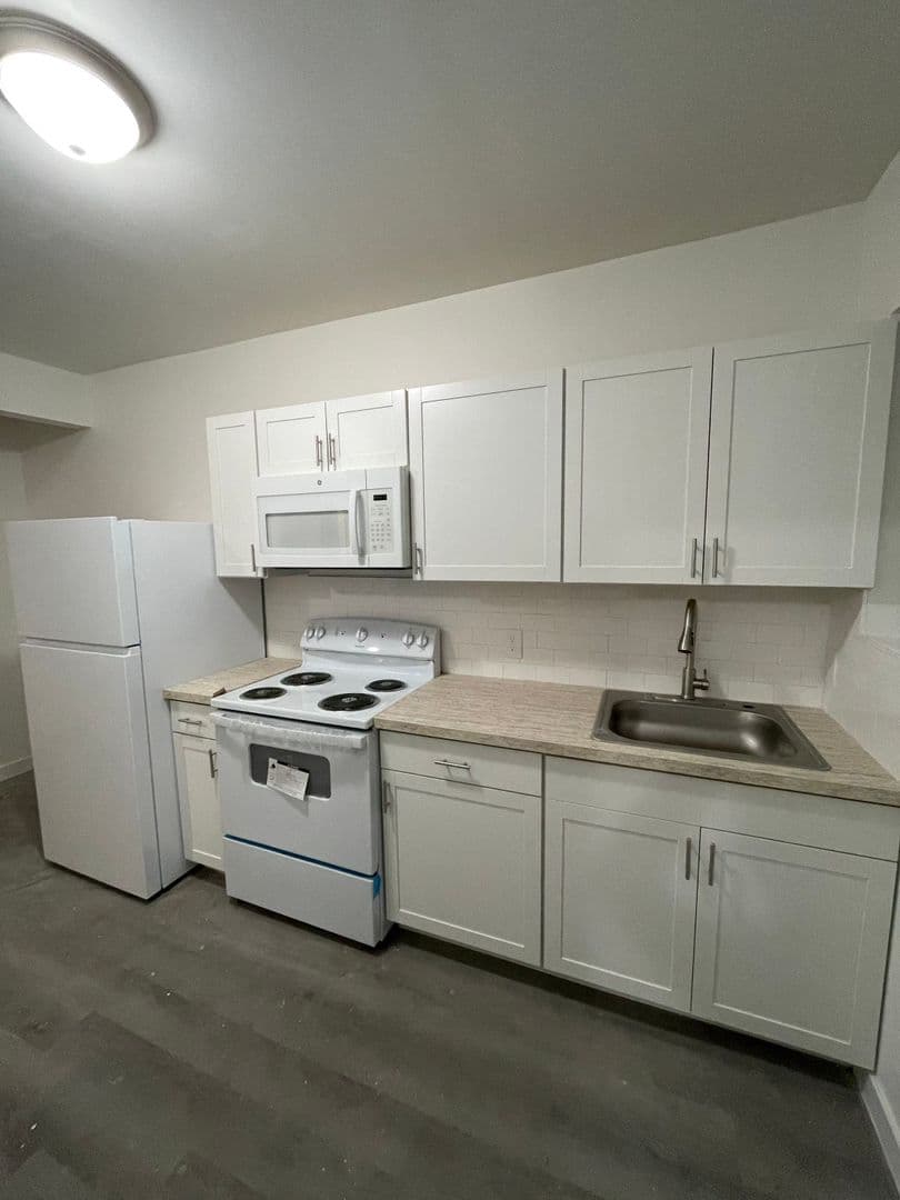 Saint Louis Apartment: 3201 Barrett St