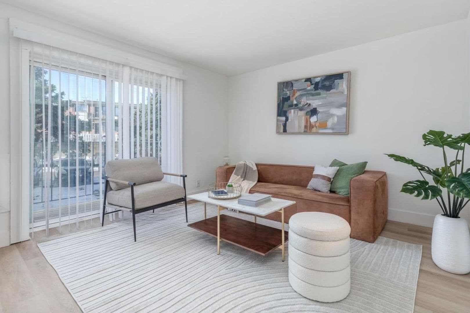 Saint Louis Apartment: 7009 Weil Ave