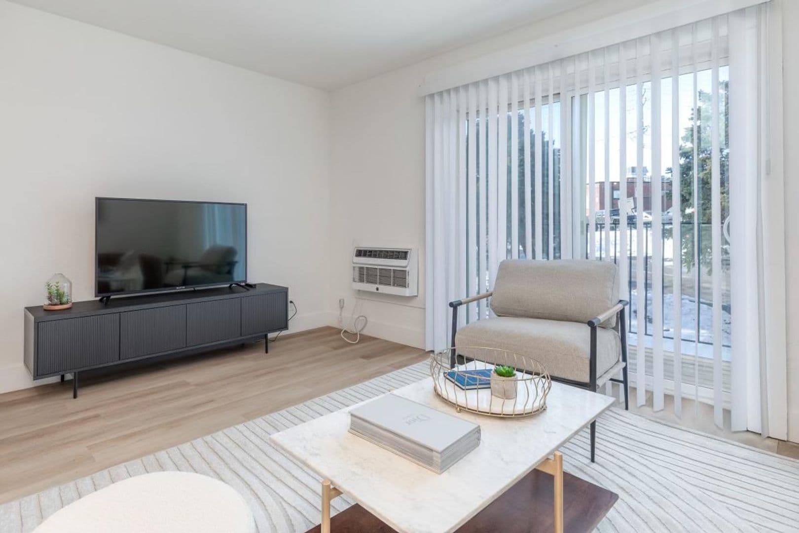 Saint Louis Apartment: 7009 Weil Ave