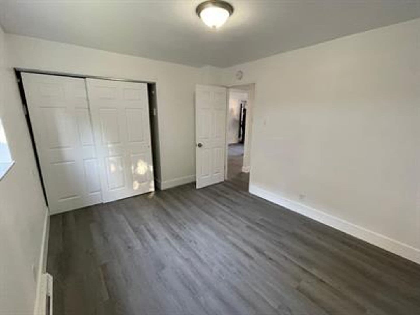 St. Louis Apartment: 819 Gustav Avenue