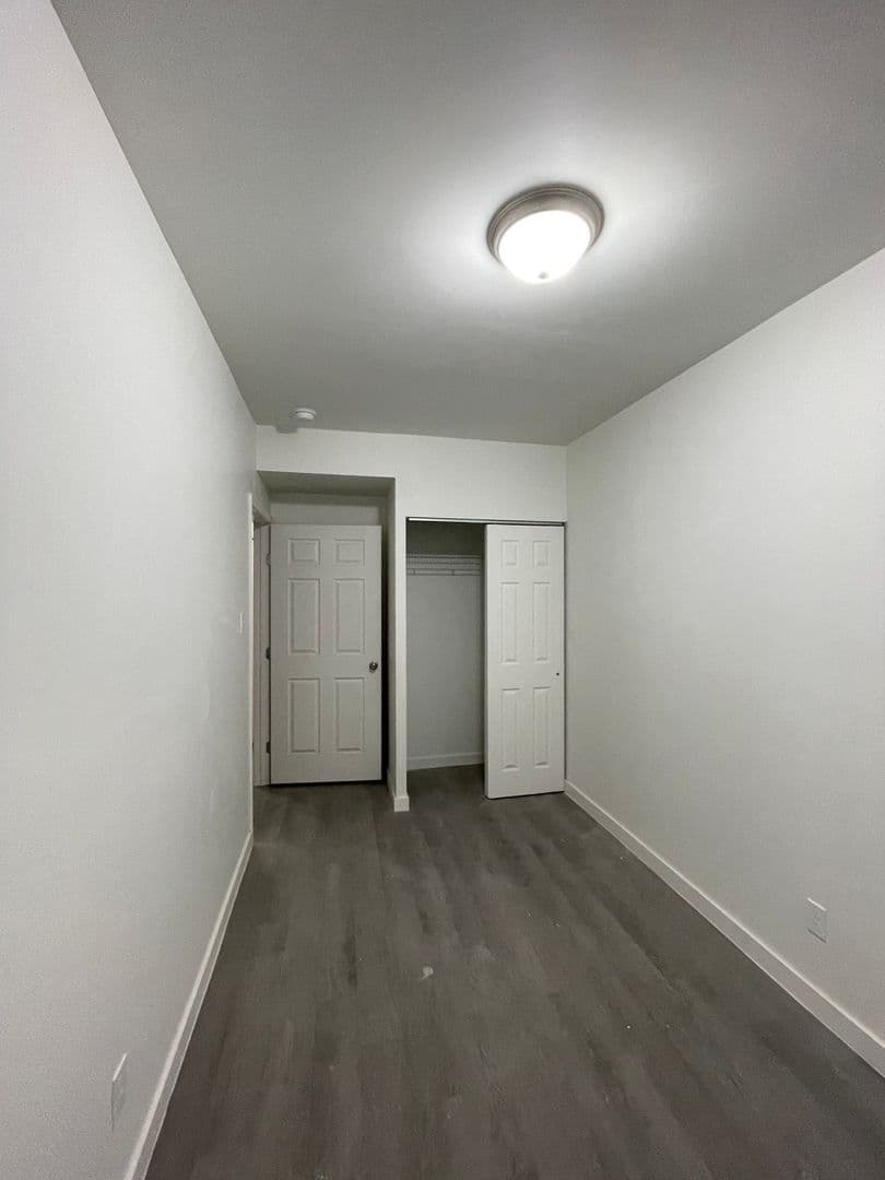 Saint Louis Apartment: 3201 Barrett St