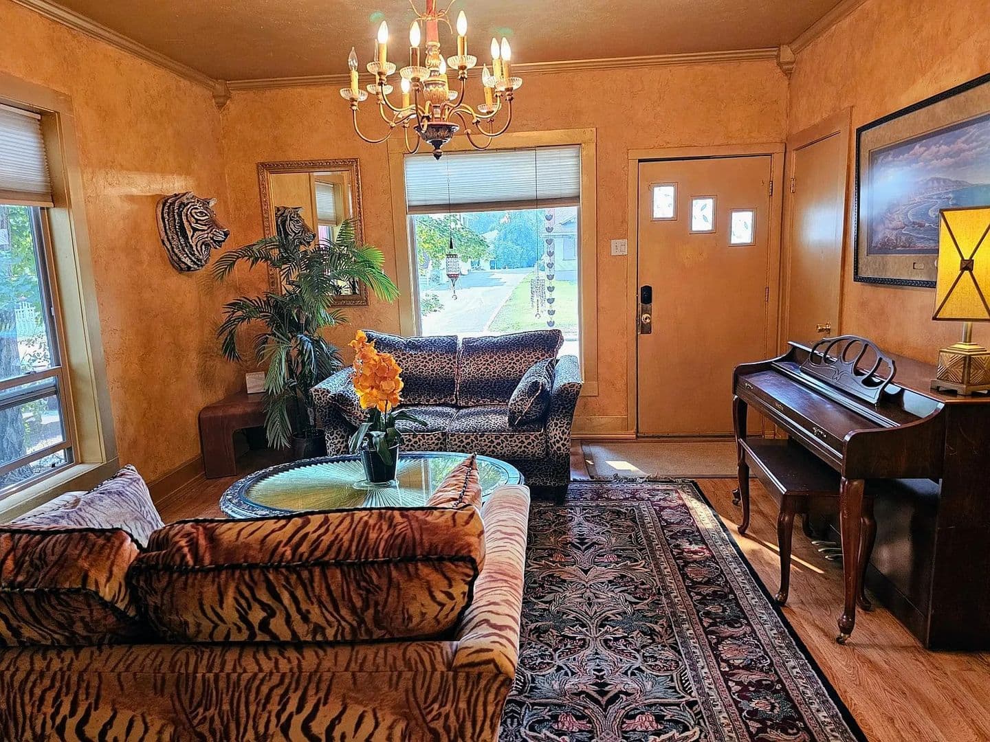 CDA House: 744 N 2nd St