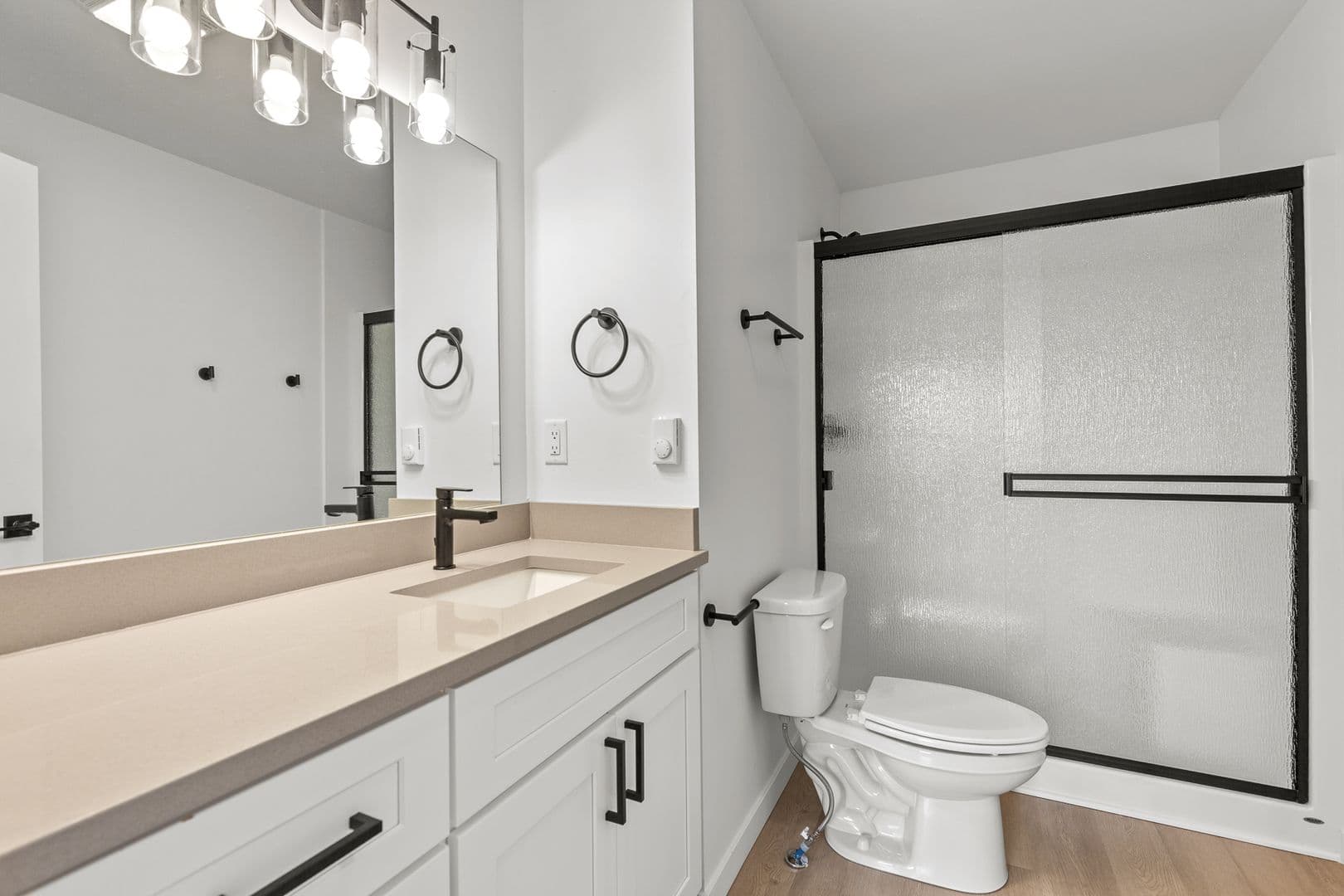 Post Falls Apartment: 1305 Mullan Ave.