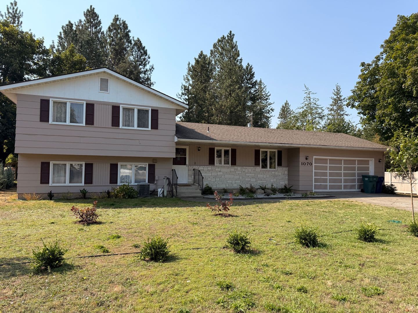 CDA House: 1070 E. Margaret Ave.