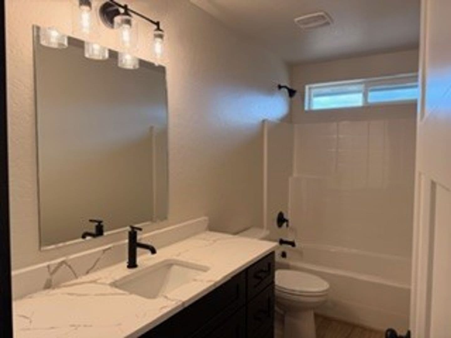 Rathdrum House: 6170 W Ballentree Lp.