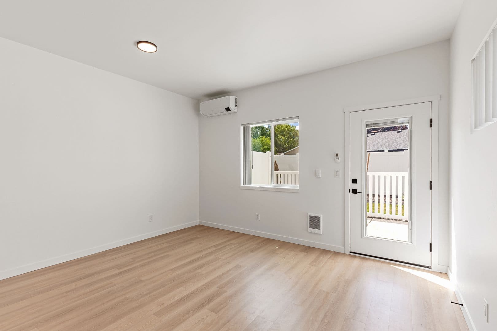 Post Falls Apartment: 1309 Mullan Ave.