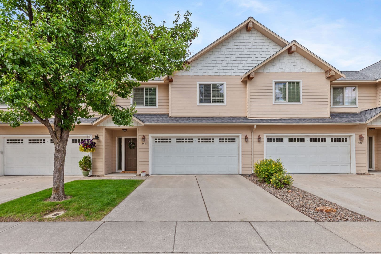 CDA Townhome: 968 W. Willow Lake Lp.