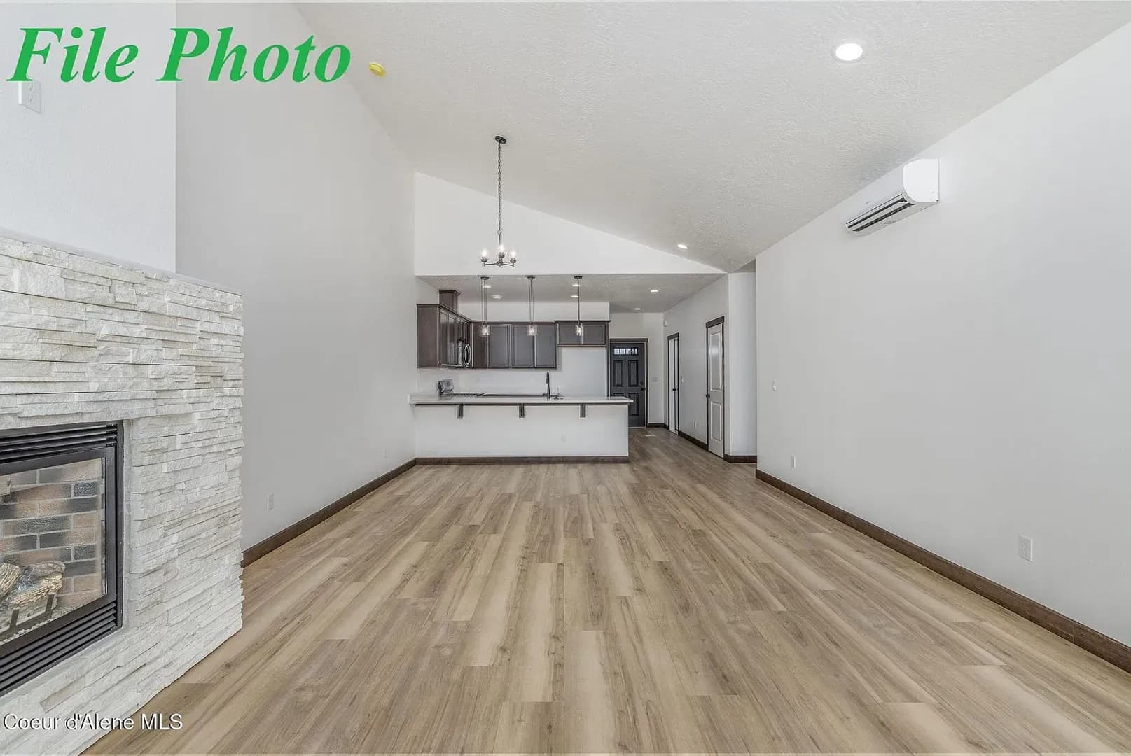 CDA Townhome: 7793 N. Mocha Lp.