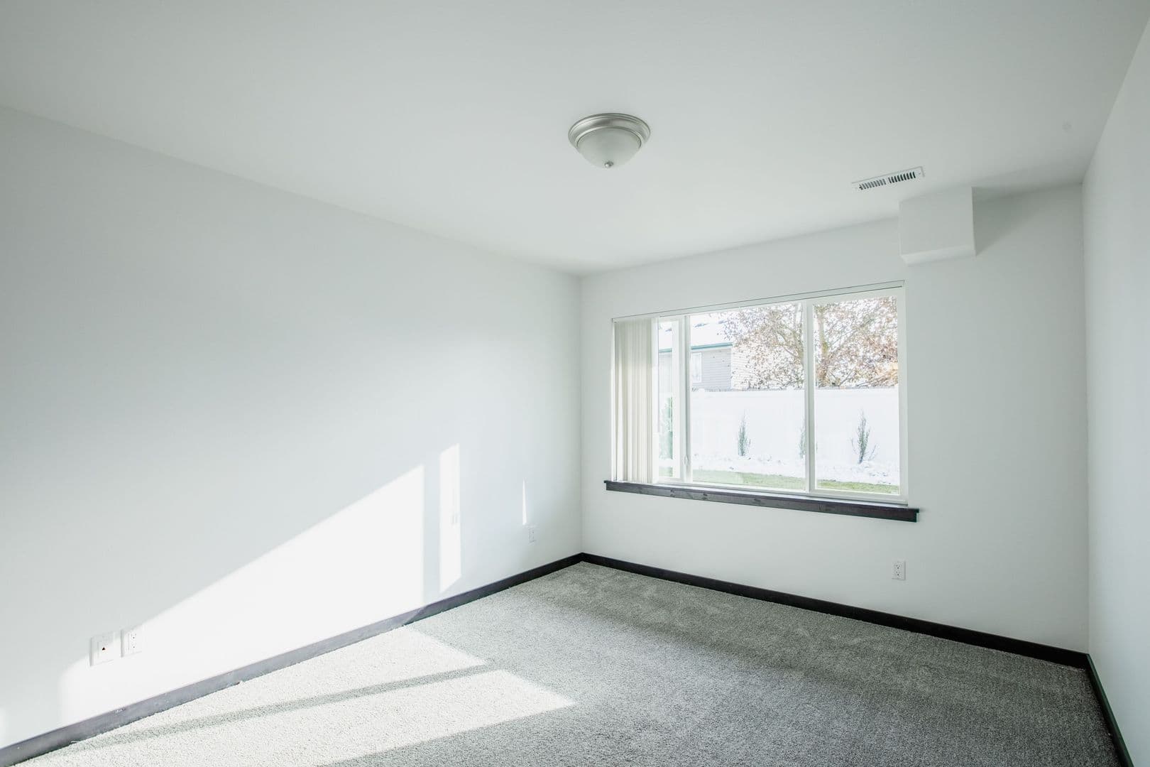 Hayden Apartment: 98 E Hayden Ave.