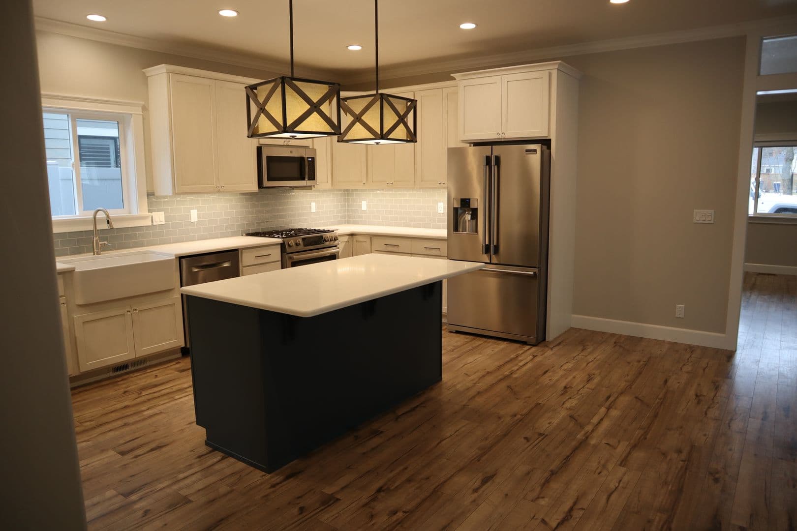 CDA House: 818 E Lakeside Ave