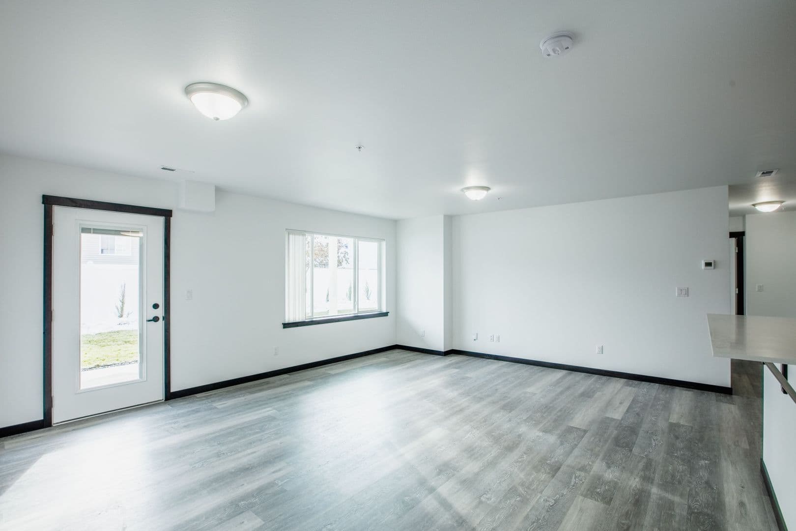Hayden Apartment: 98 E Hayden Ave.