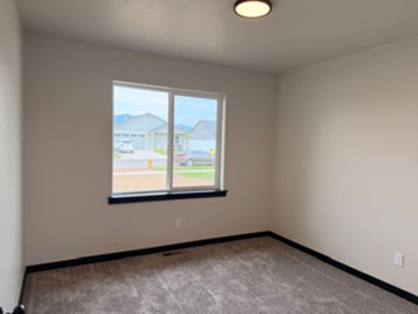 Rathdrum House: 6170 W Ballentree Lp.
