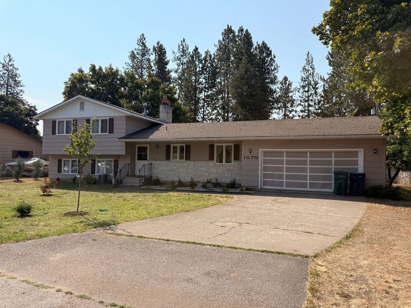 CDA House: 1070 E. Margaret Ave.