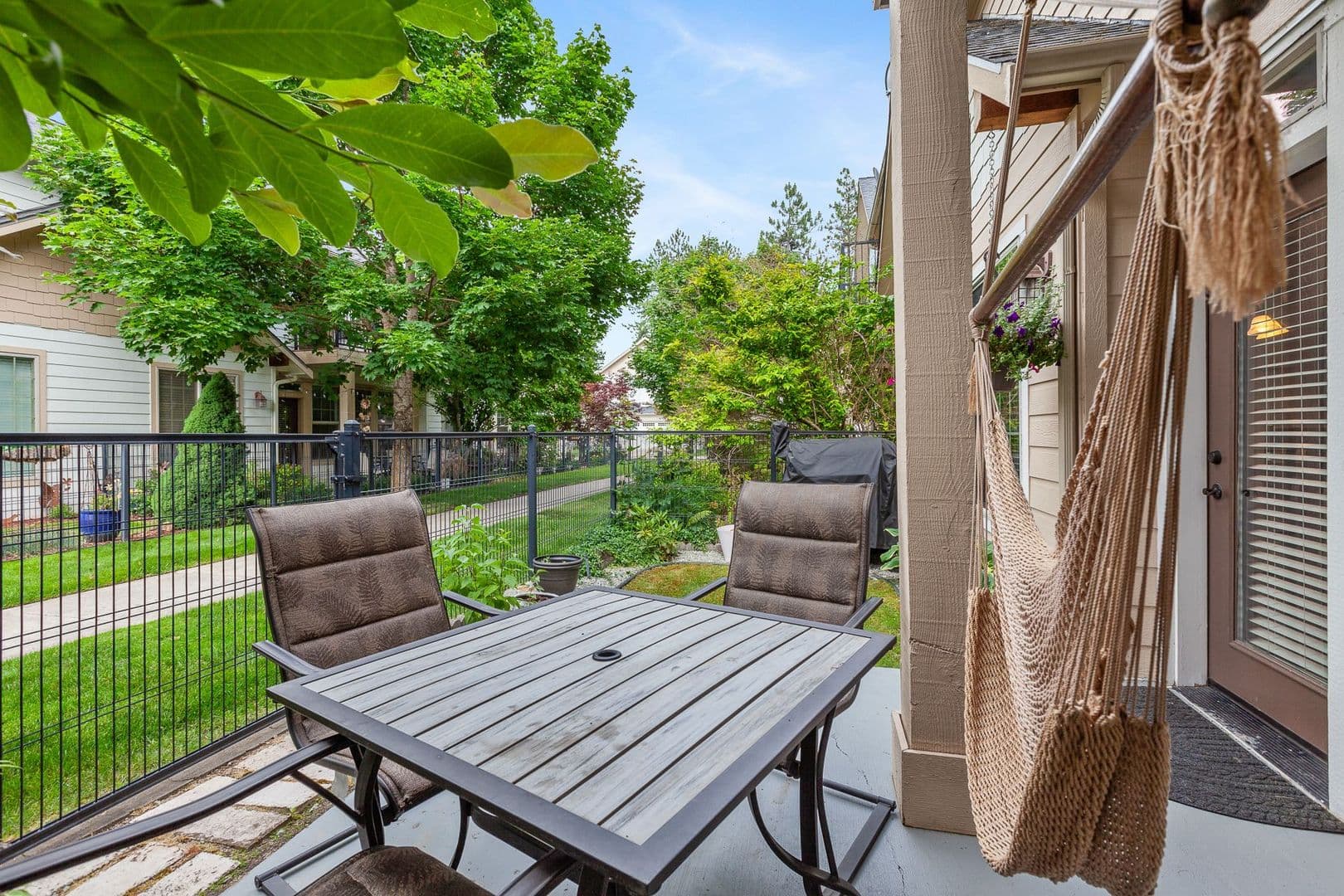 CDA Townhome: 968 W. Willow Lake Lp.