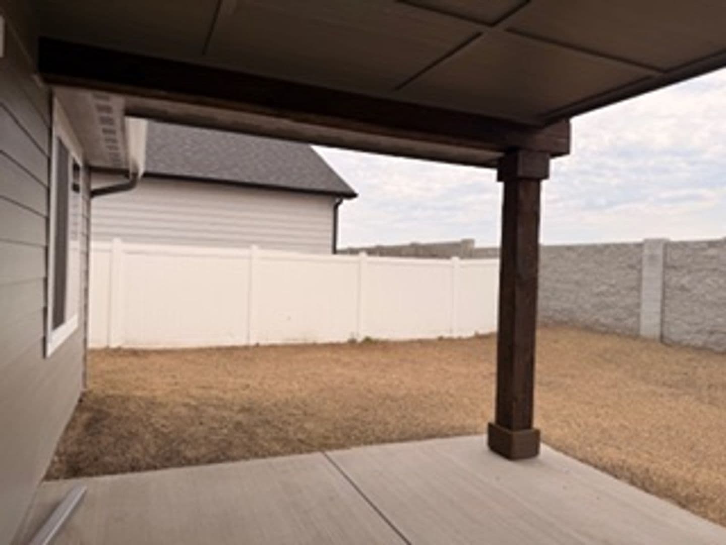 Rathdrum House: 6170 W Ballantree Lp.