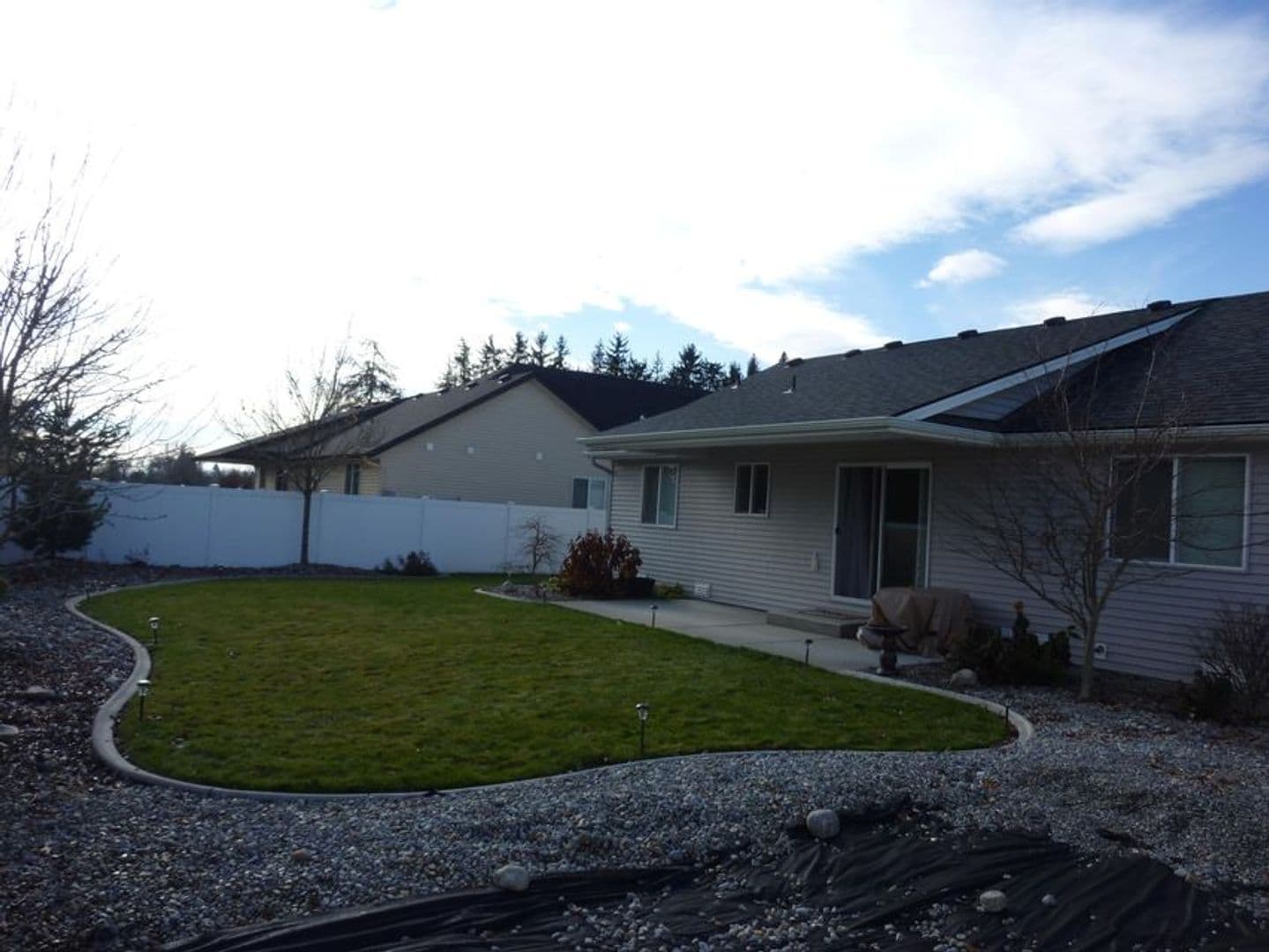 Hayden House: 10174 N Hubble St.