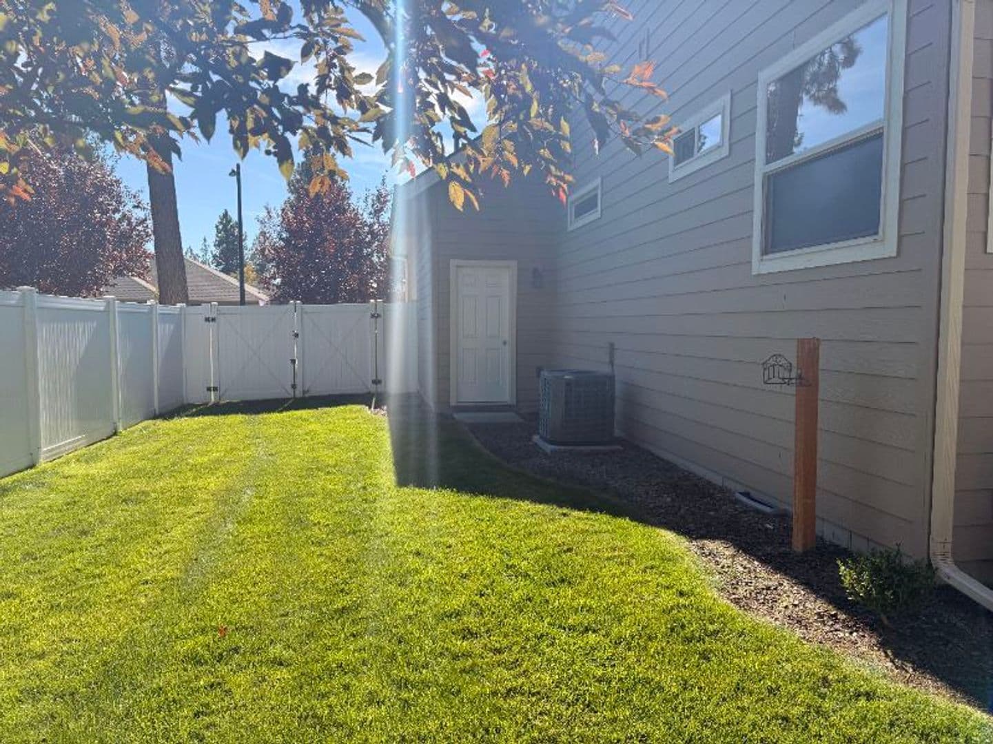 CDA House: 1485 W Chestnut Way