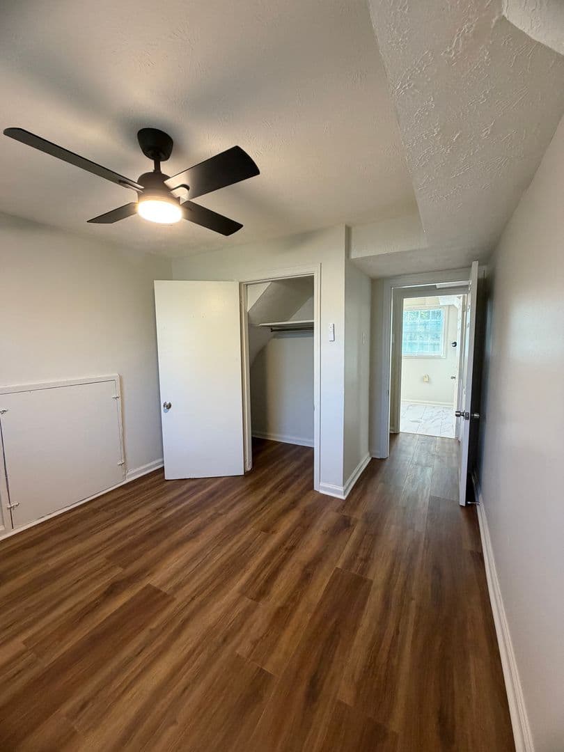 Lexington House: 2120 Sage Road