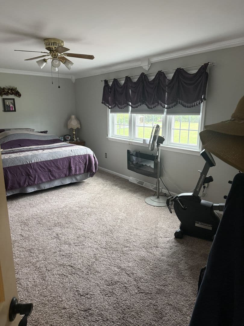 Lititz House: 1223 E Newport Rd