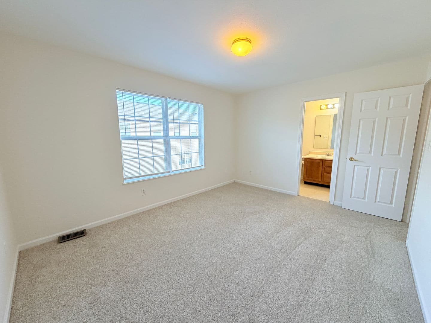 Indianapolis House: 3023 Skylar Ln.