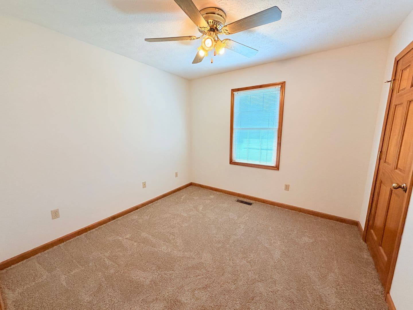 Columbus House: 2047 Parkside Dr.