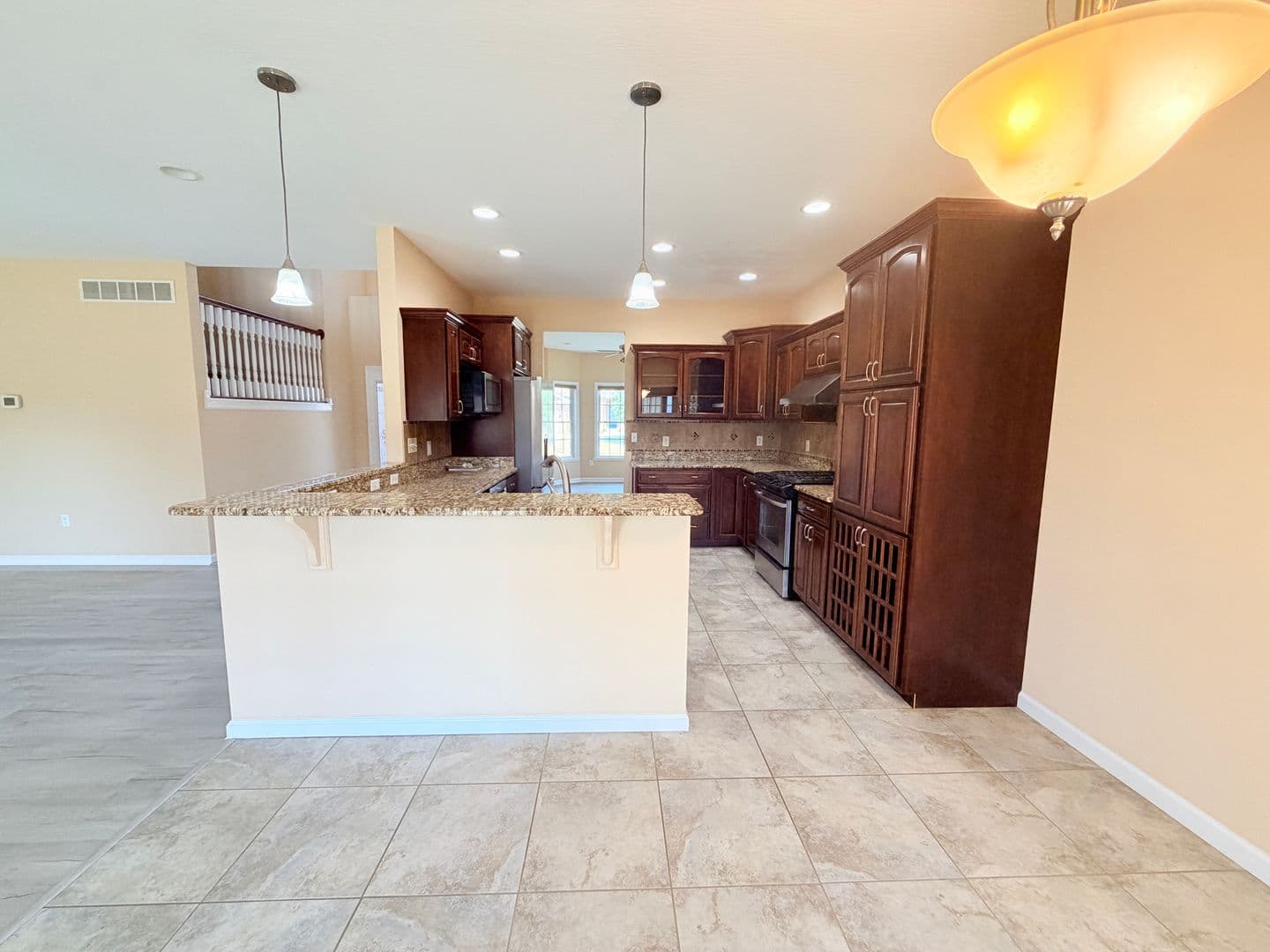 Columbus House: 2073 Pawnee Trl