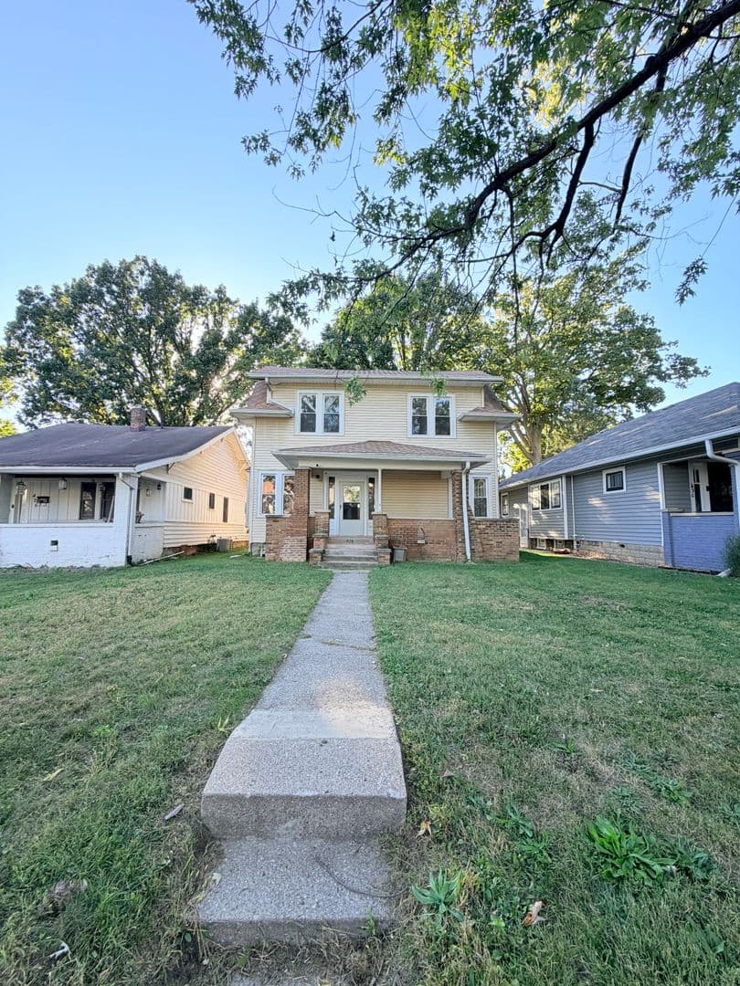 Indianapolis House: 428 N. Bancroft St.