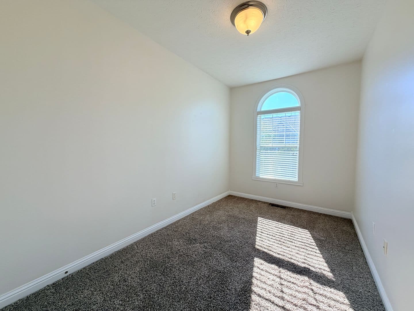 Greenwood House: 1471 Autumn Oak St