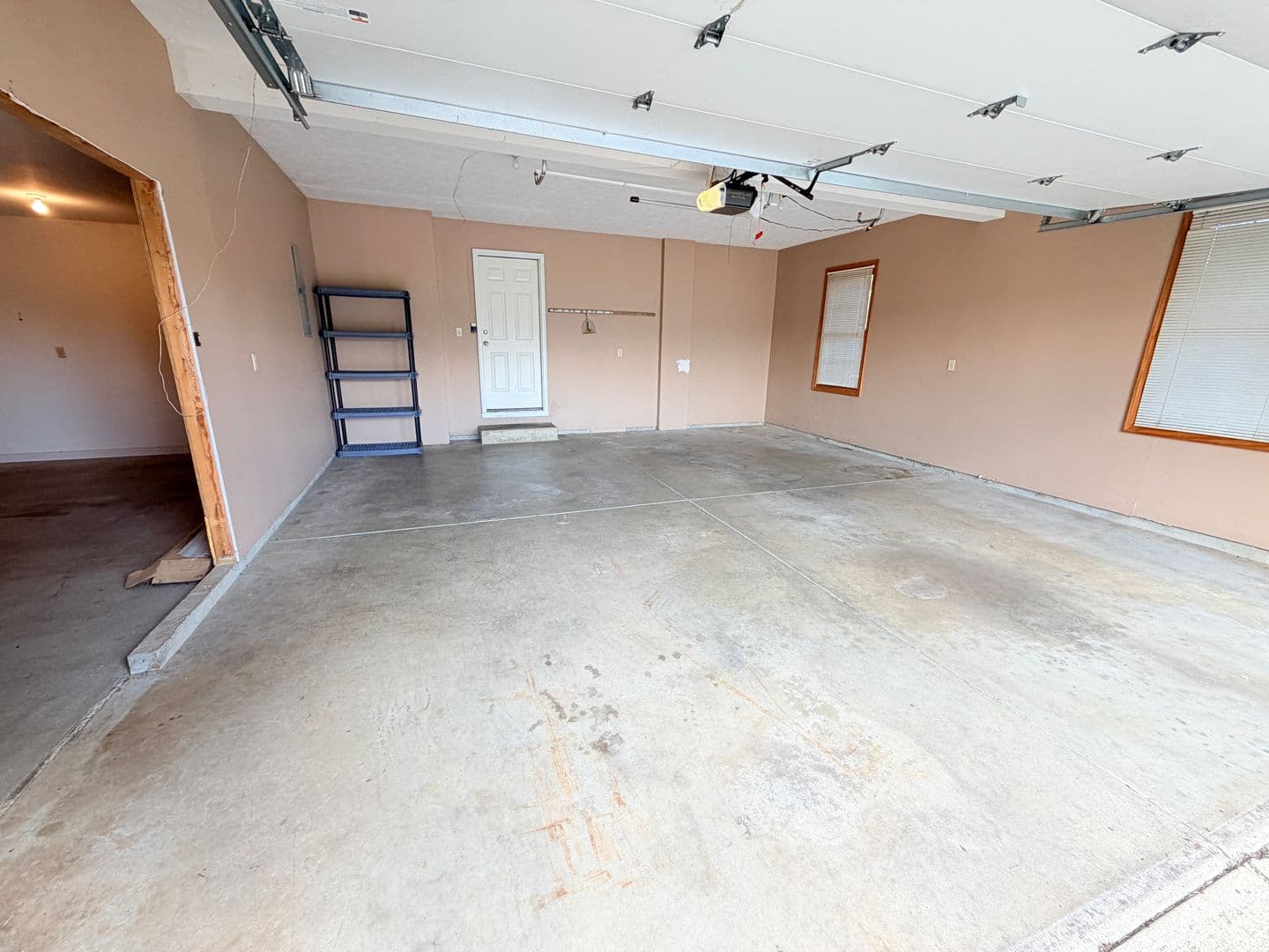 Columbus House: 2047 Parkside Dr.
