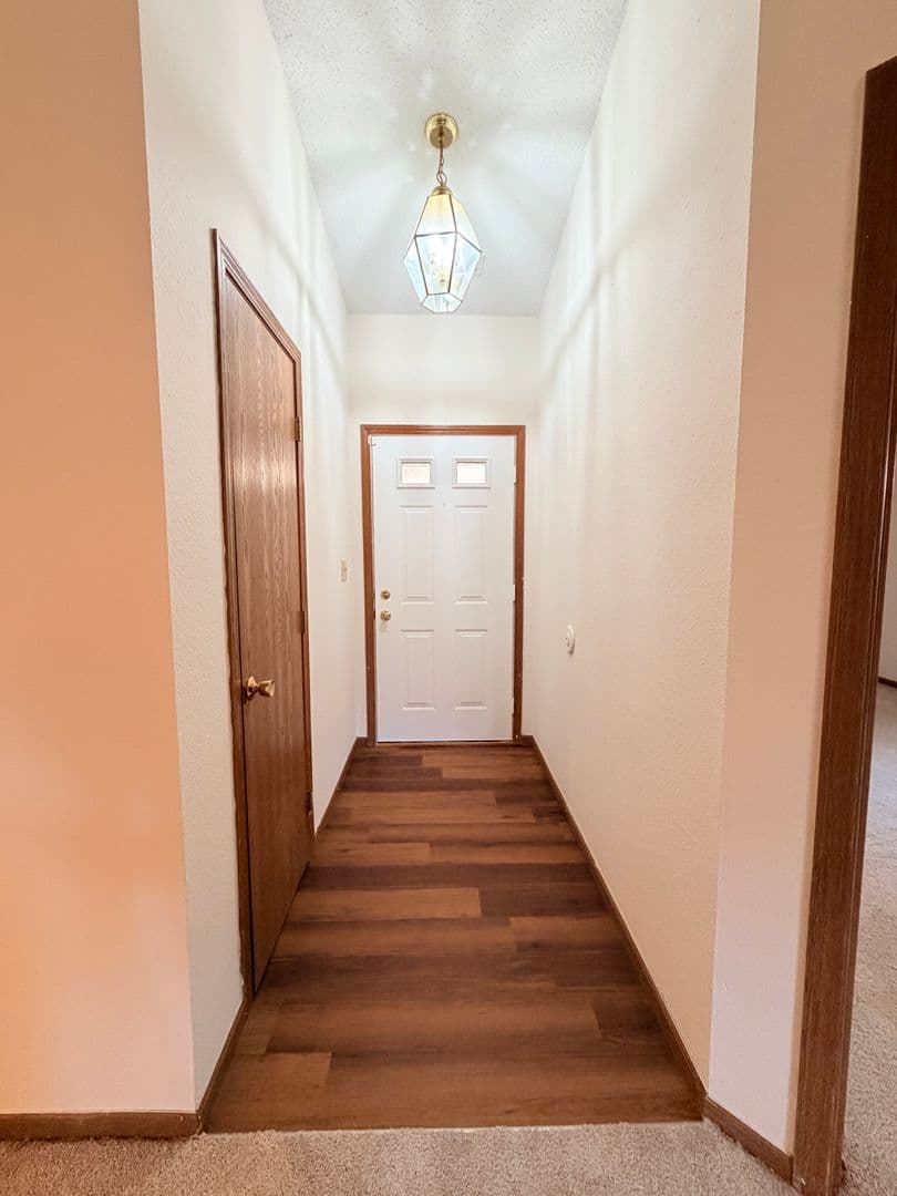 Indianapolis House: 4516 Riverbrook Ln