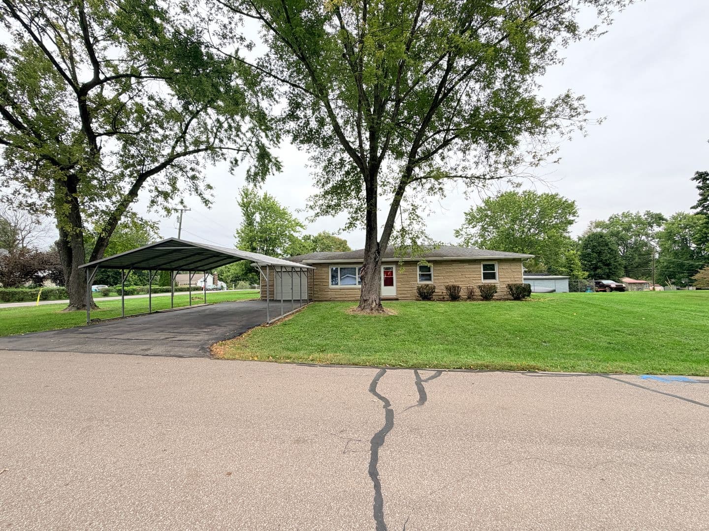 Columbus House: 2262 W. Northgate Dr.