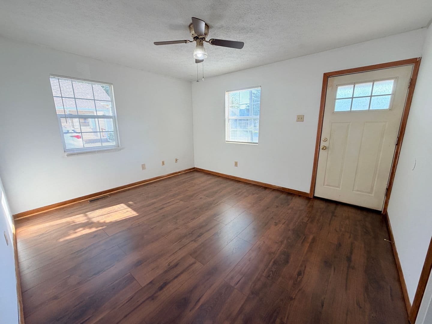 Greenfield House: 550 Wood St.